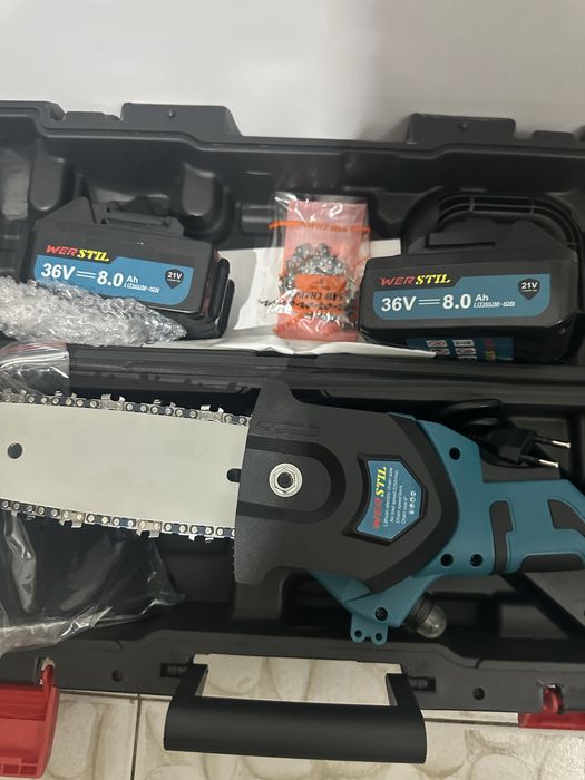 Резачка на батерии за дърва и клони