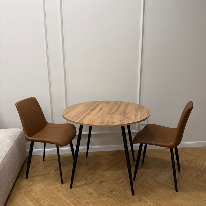 Продам стол и стулья