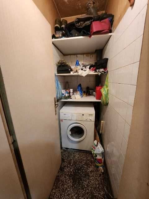 Продава се Двустаен апартамент в Търговище, Център - 60 кв.м за 1020 €/кв.м - Снимка #9