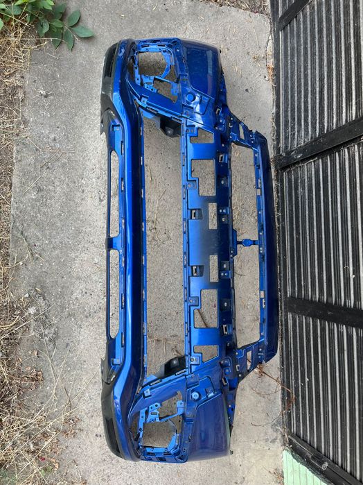 Продавам брони и фарове