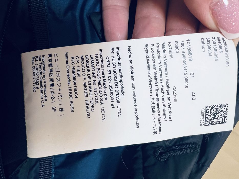 Geaca BOSS  marimea 48