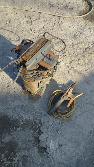 Продам советскую сварку