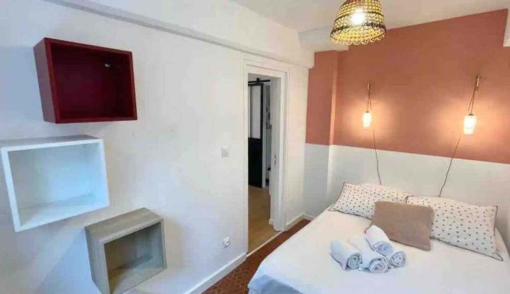 Дава се под наем Двустаен апартамент в Пловдив, Южен - 56 кв.м за 255 € - Снимка #2