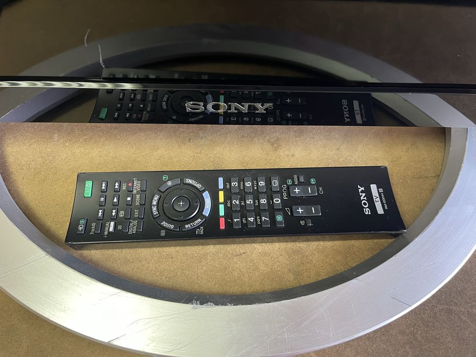 Телевизор SONY Full HD LED 40“ - KDL-40HX750