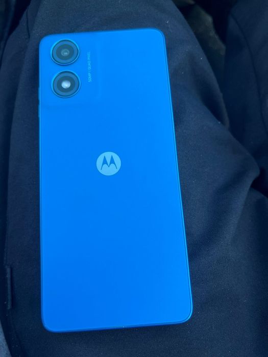 Телефон восемь в хорошем состоянии