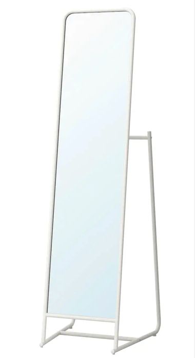 Зеркало от бренда IKEA