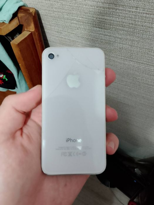 Iphone 4s б/у не