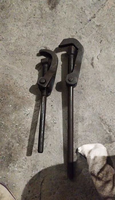Продаю ключ трубный срывной