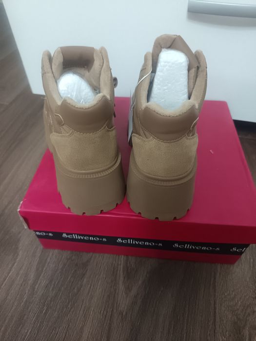 Новый киілмеген аяқ киім