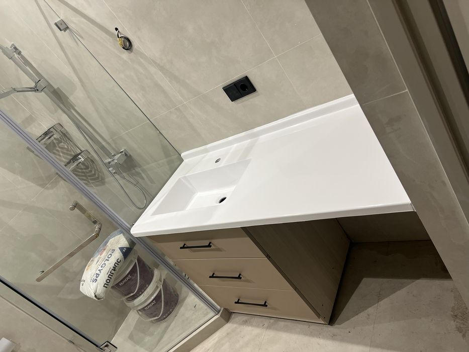 Раковина со столешницей