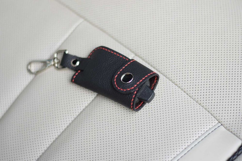 Продавам ключодържател / калъф за ключ Audi A4/B8