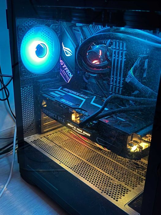 Vand pc gaming cu i9-10900k si RTX 3080 10 GB