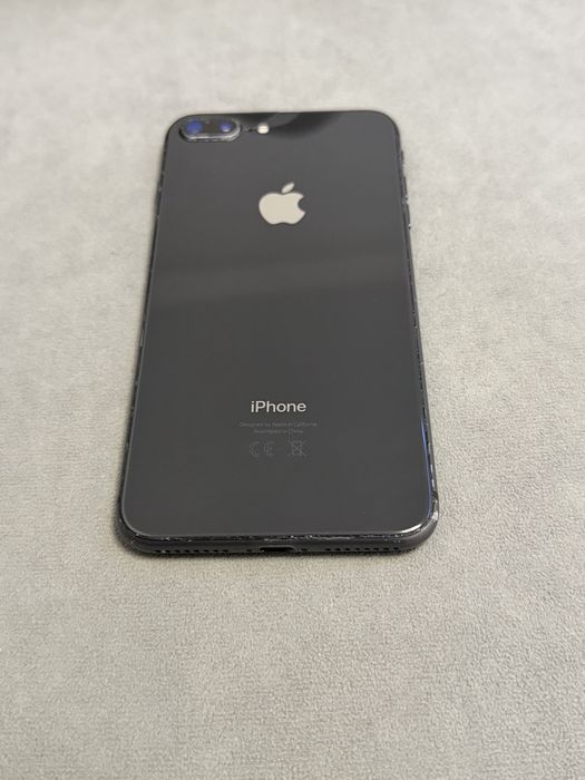 Айфон 8 Plus 64GB