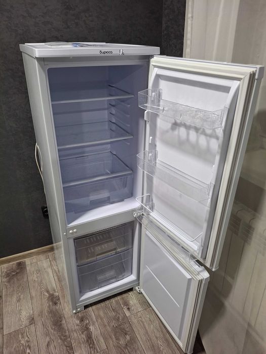Продам холодильник бирюса 118