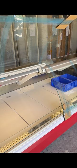 Vitrina frigorifica orizontala pentru carne si mezeluri OPEN FRONT