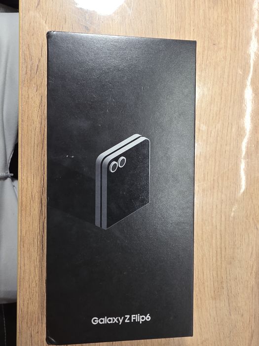 Samsung Galaxy Z Flip 6