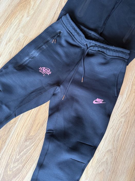 Nike Tech fleece x Central Cee Syna