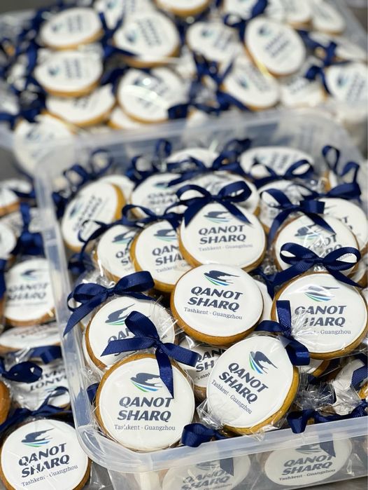 Имбирные пряники с логотипом. Корпоративные подарки.