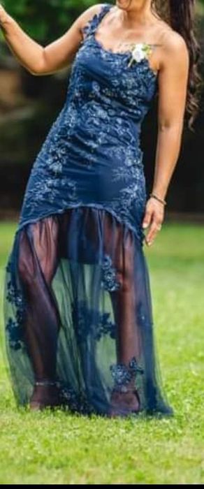 Официална рокля с дантела