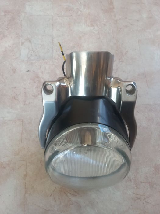 Harley Davidson  V-Rod фар