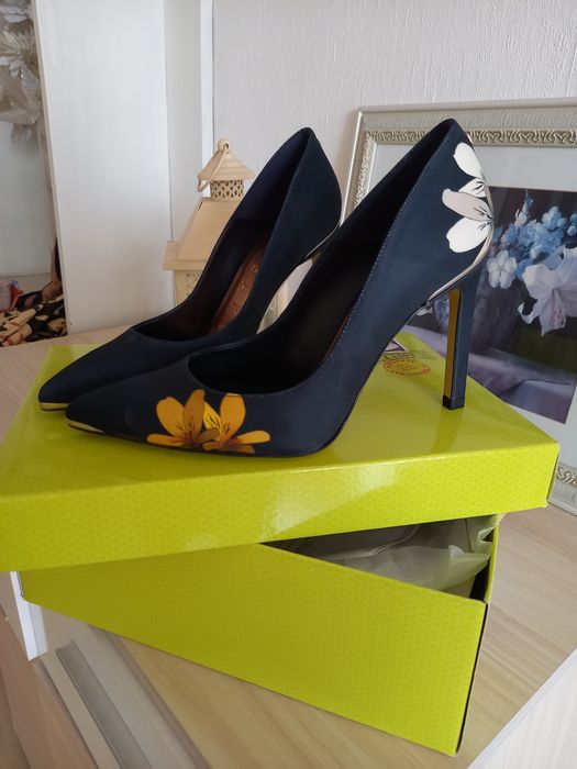 Обувки Ted Baker 37 нови