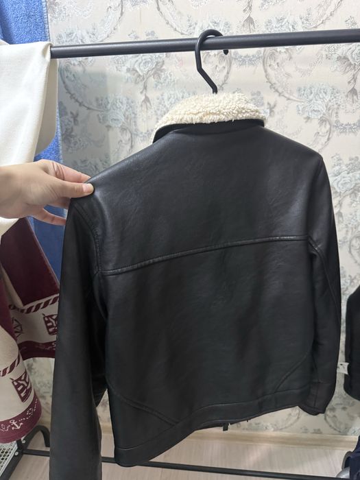 Утепленная кожанка размер 42-44