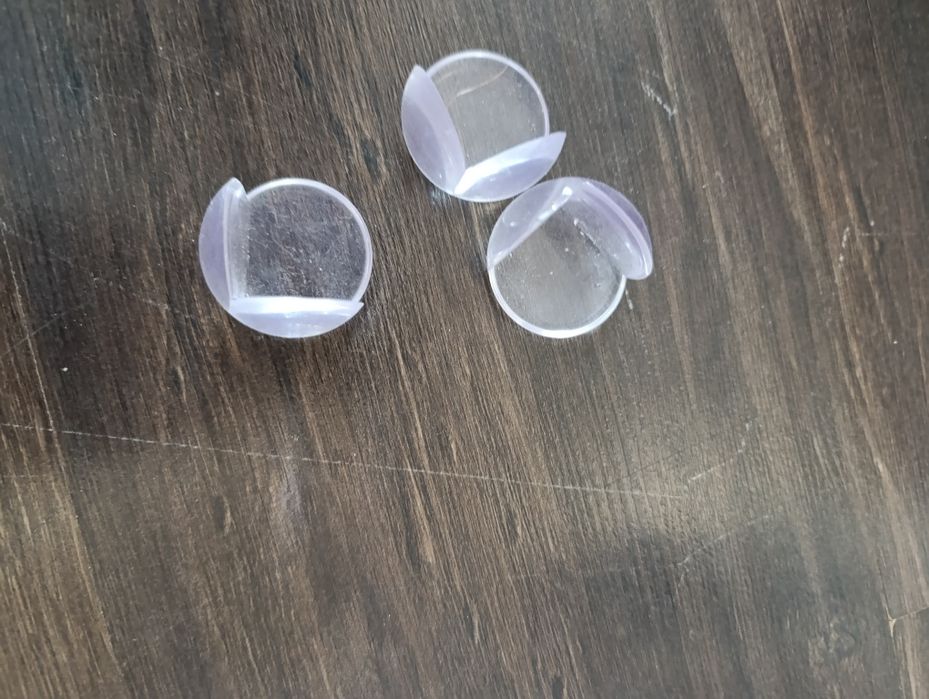 Детски предпазители за шкафове