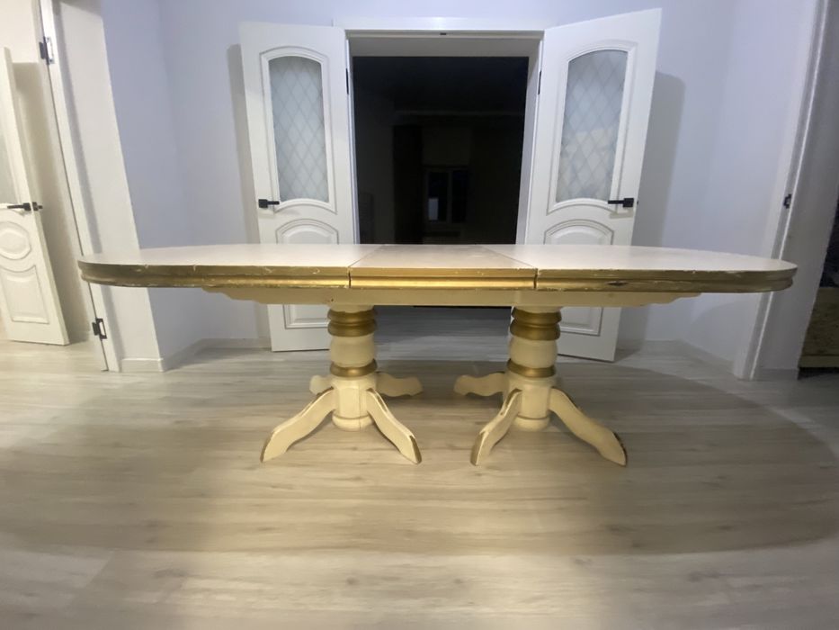 стол в хорошем качестве