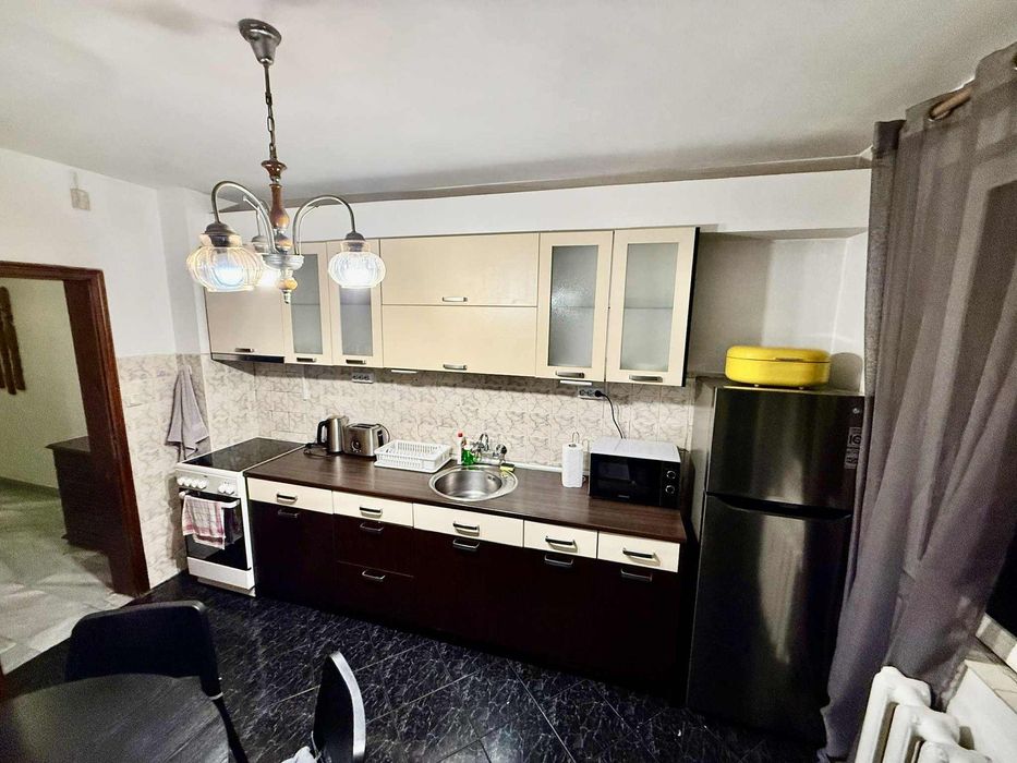 Тристаен апартамент под наем в ж.к. Лозенец, 2217666