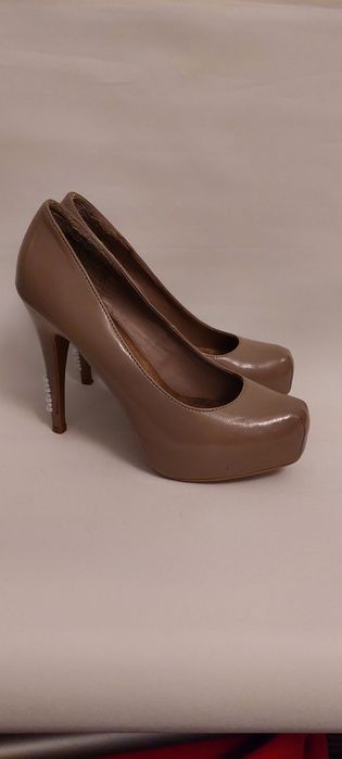 Pantofi crem new look eleganti platforma marimea 38 24 cm