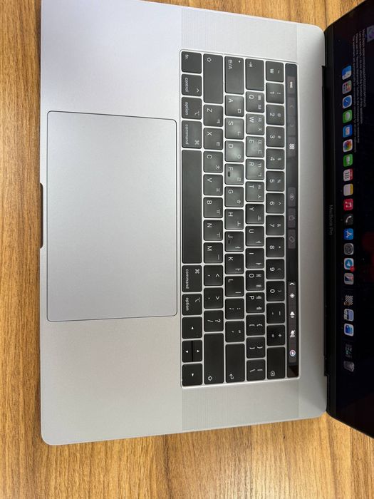 Mac Pro 2019 corei7 Mac book