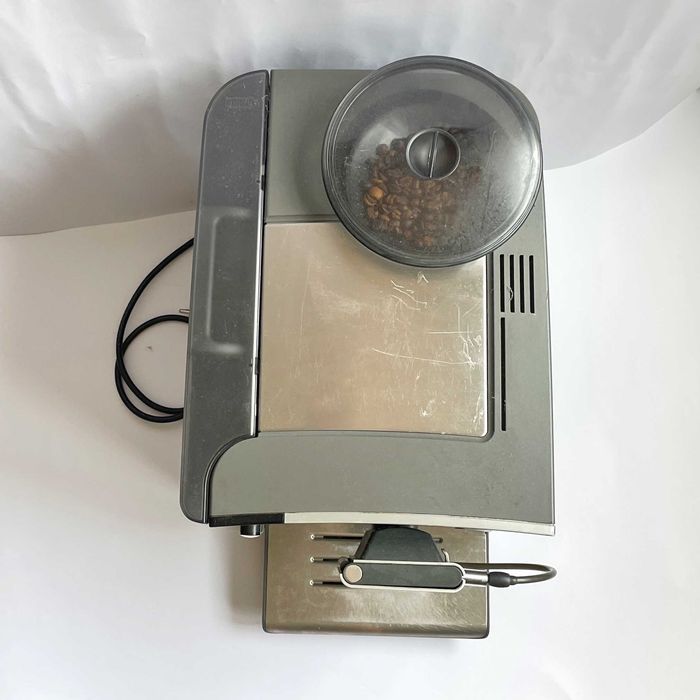 Siemens EQ.5 MacchiatoPlus – автоматична кафе машина с теч