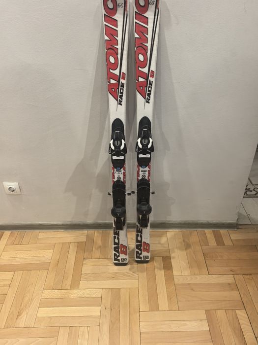 Детски ски Atomic 120 см и Blizzard 90 см – много добро състояние

Про