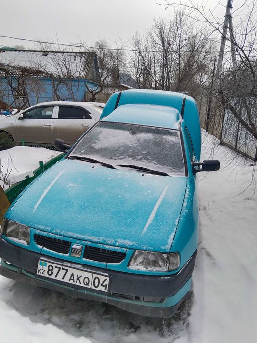 Продам машину фольцваген кадди