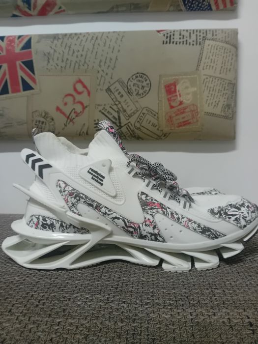 Papuci grix mărimea 44