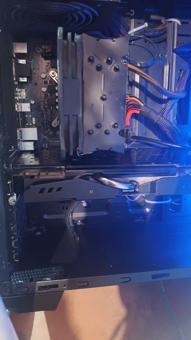 Vand Procesor i5 9400f + Placa de baza + Placa video Gtx 980 Strix.