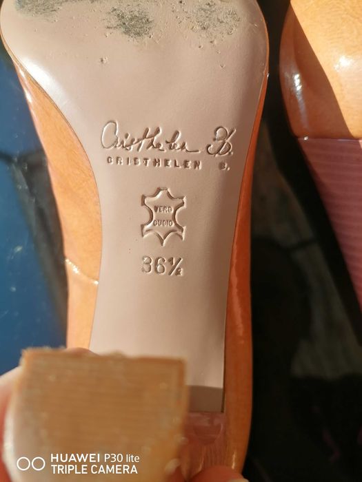 Vând pantofi din piele ,cu toc Musette Nr 36,5