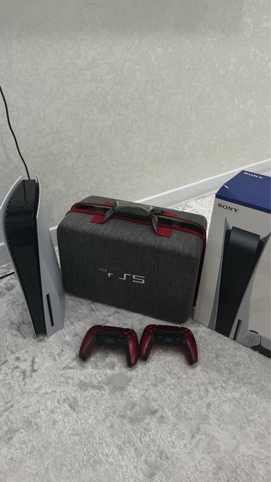 Продам Пс 5 2 джойстика