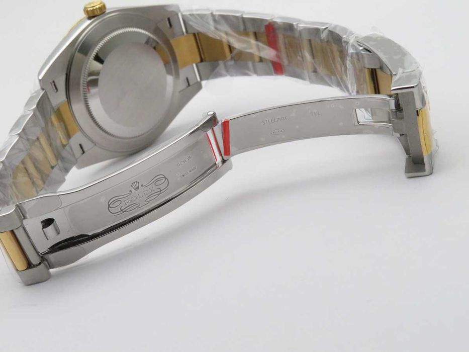 Rolex Datejust 41mm Жълто Злато Флутиран Безел Златен Циферблат Oyster – реални снимки