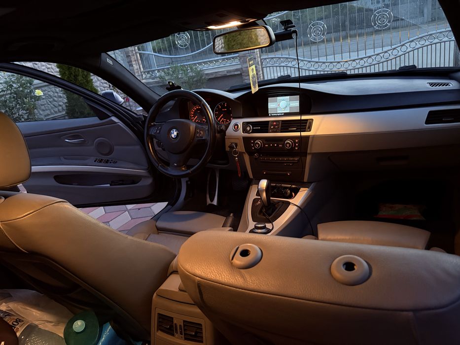 BMW 320 2.0d M packet