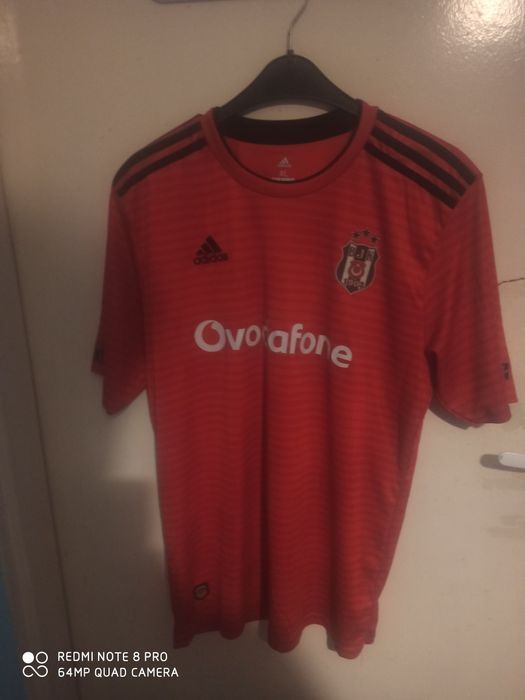 Оригинална футболна тениска