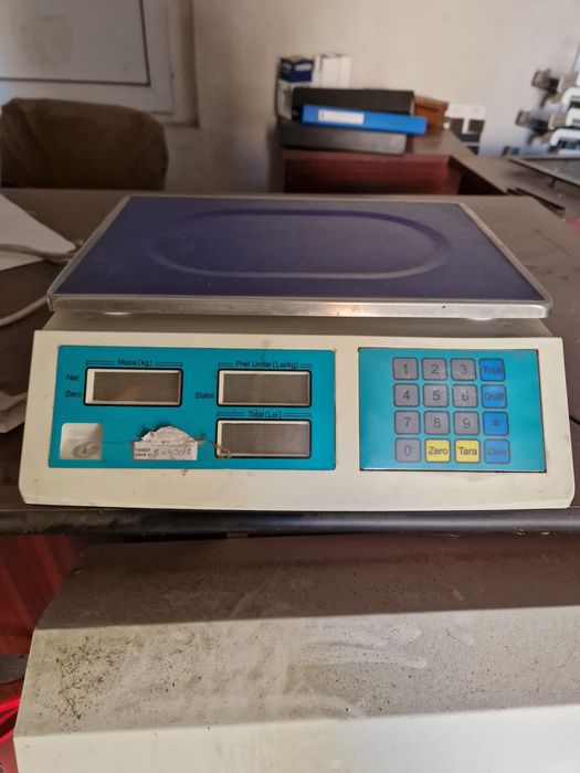 Vand 2 firme luminoase