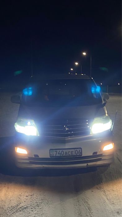 Toyota alphard 2006