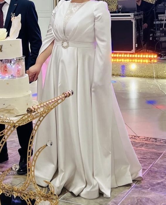 Продам свадебное платье 50-52 размера