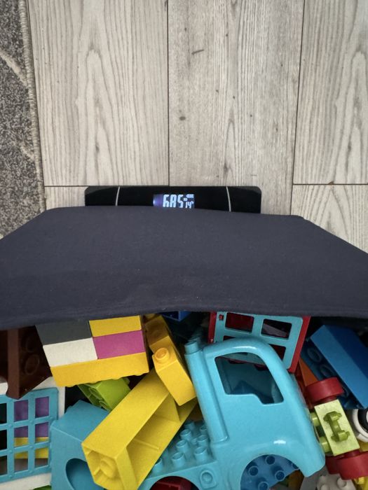 Seturi Lego duplo , 6,80 kg , stare excelenta , include tren si sine