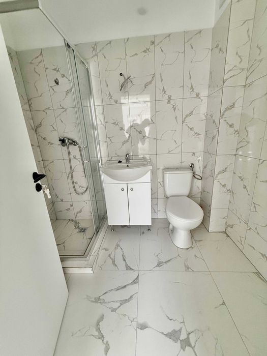 Ap. doua camere zona Militari Residence mutare imediata