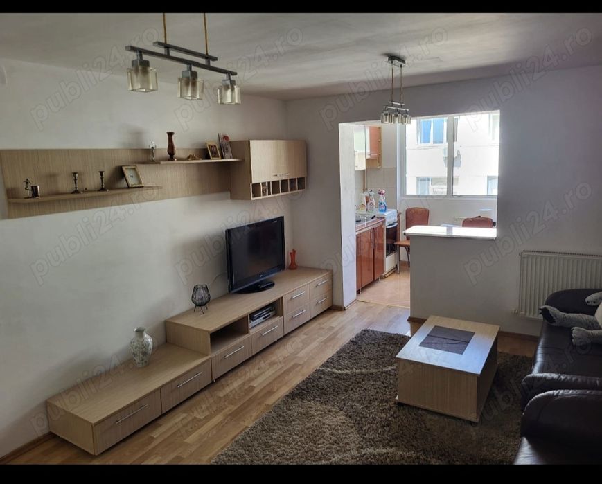 Apartament de închiriat 3 camere