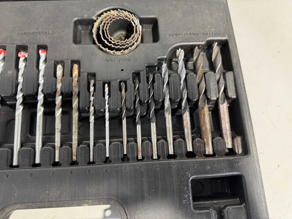 Инстументи - бургии , битове и др