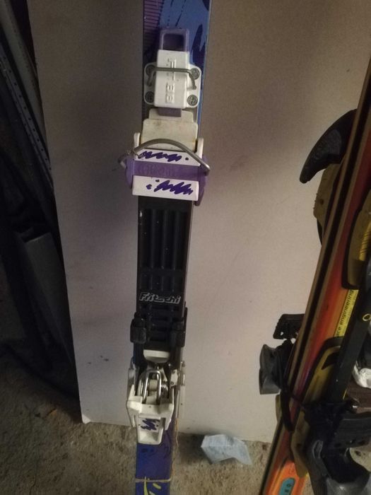 Два чифта ски - втора употреба