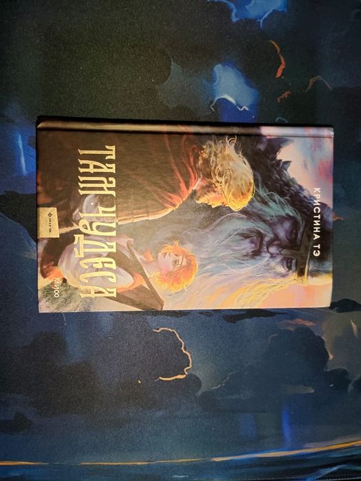 Книги срочно продам